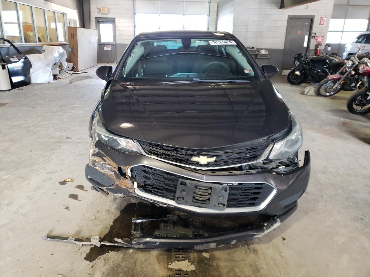 2017 CHEVROLET CRUZE LT - Фото 5