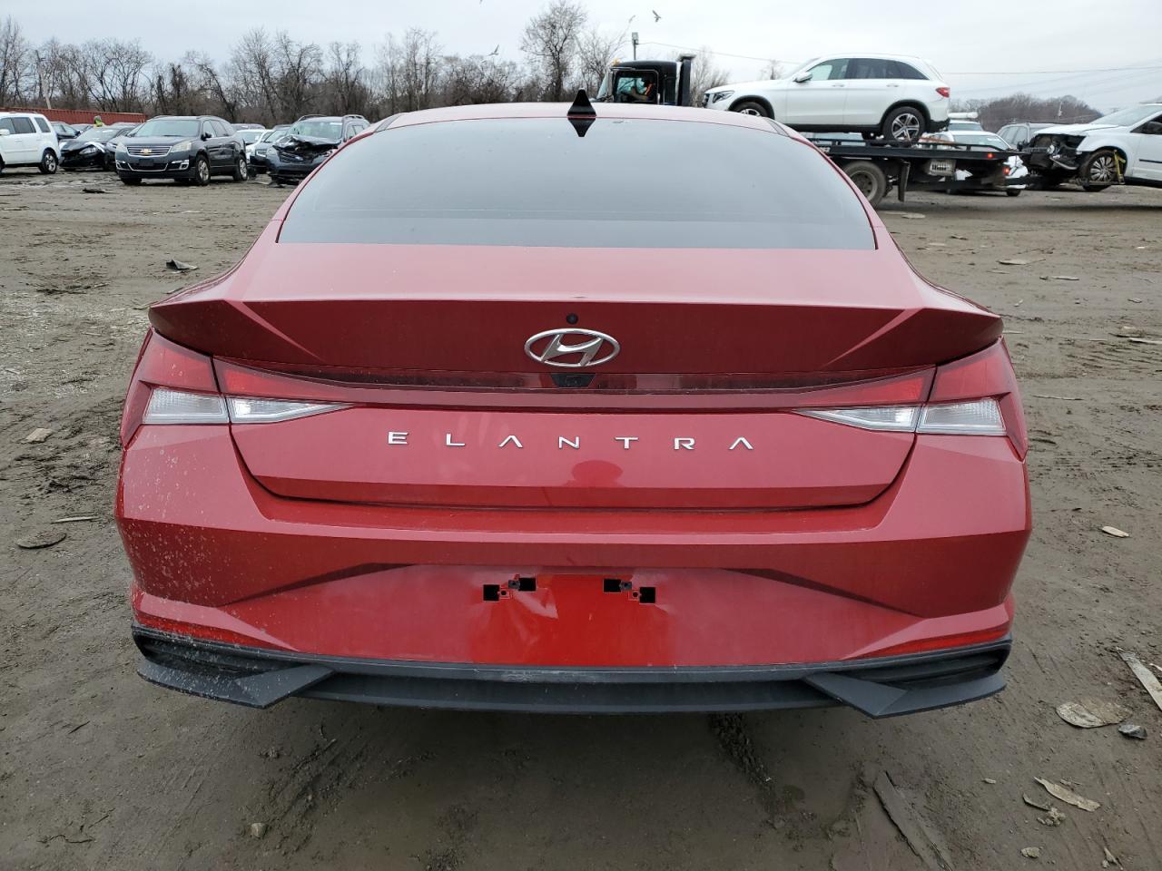 2023 HYUNDAI ELANTRA SE - Image 6