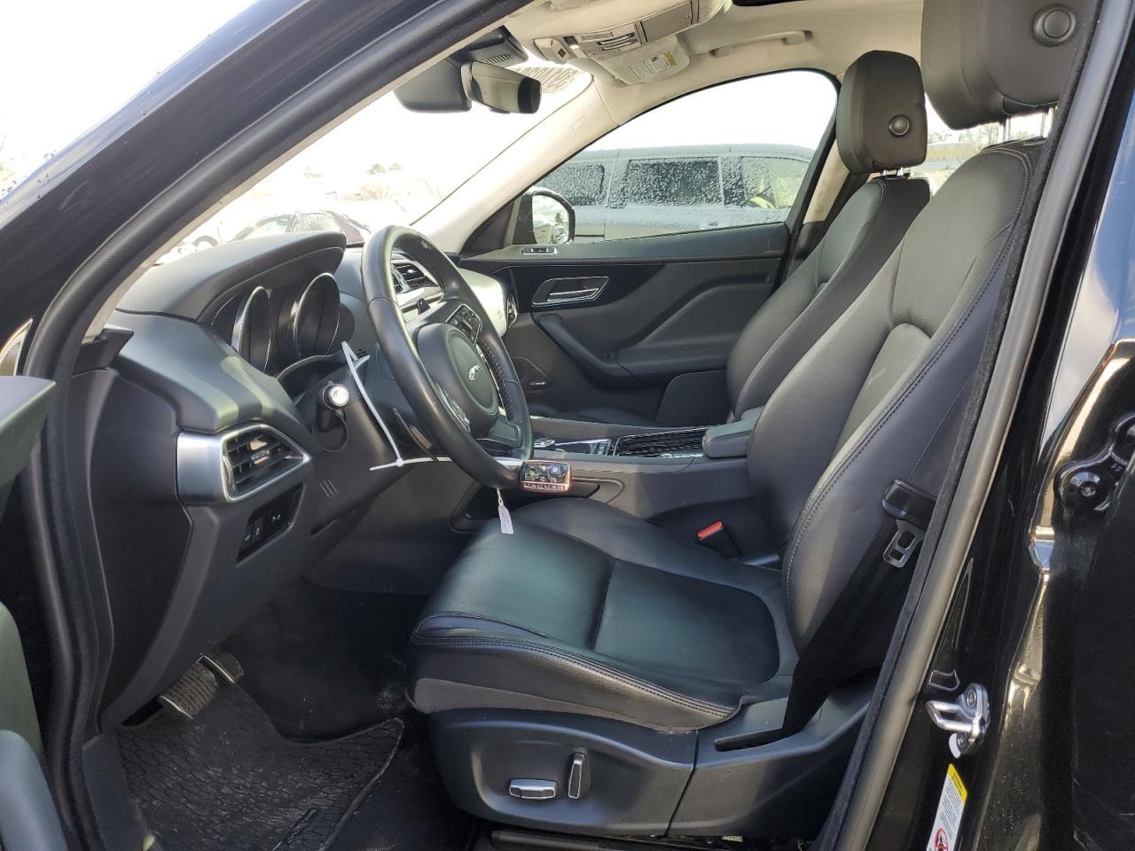 2019 JAGUAR F-PACE PRE - Image 7