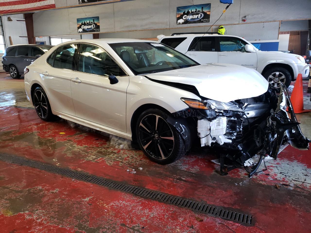 2018 TOYOTA CAMRY XSE - Image 4