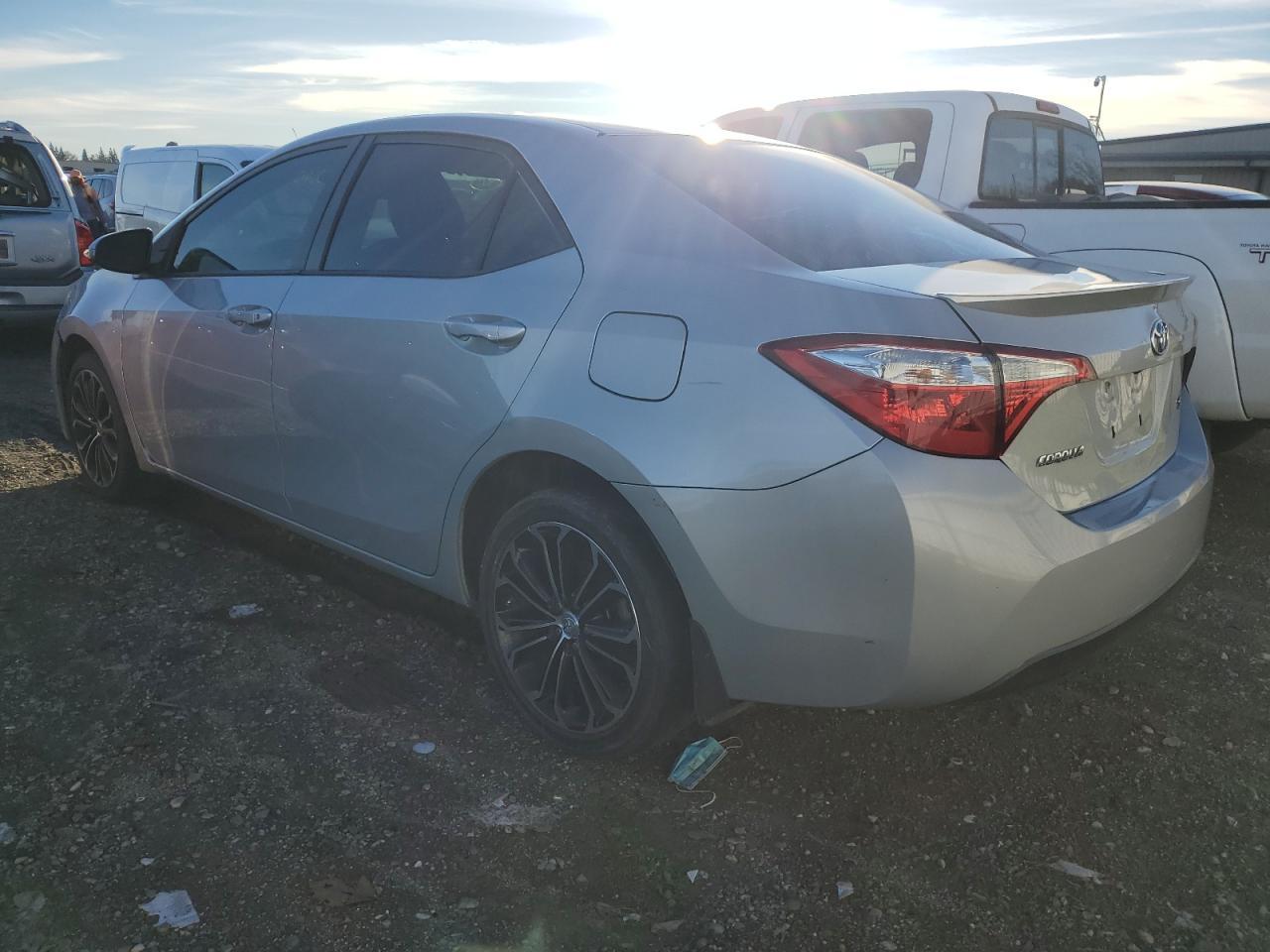 2015 TOYOTA COROLLA L - Image 2