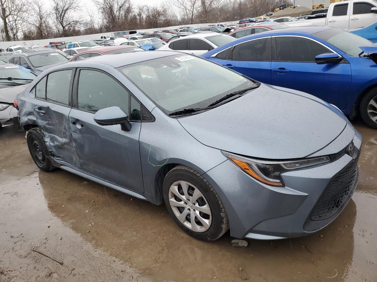 2021 TOYOTA COROLLA LE - Фото 4