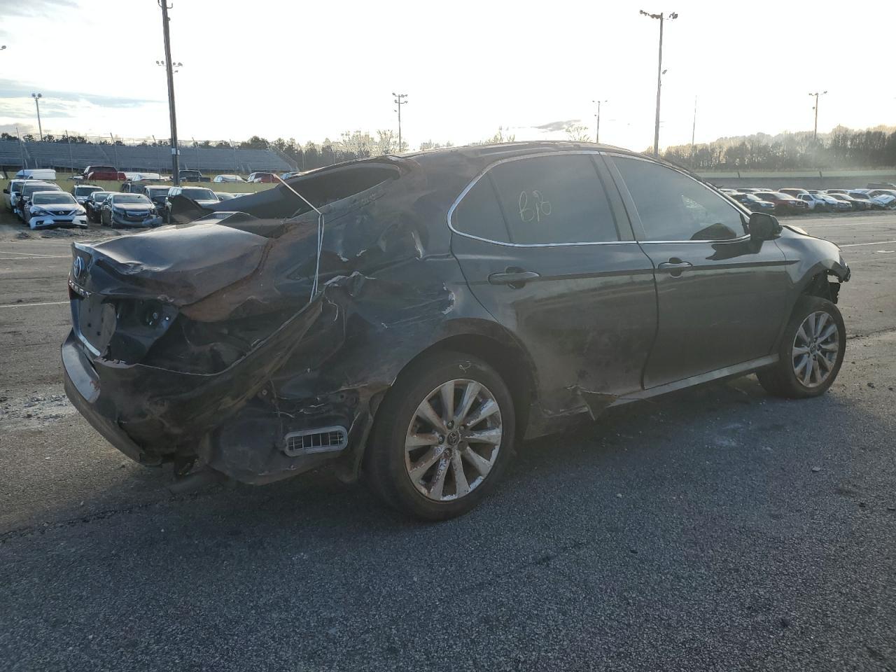 2018 TOYOTA CAMRY L - Image 3