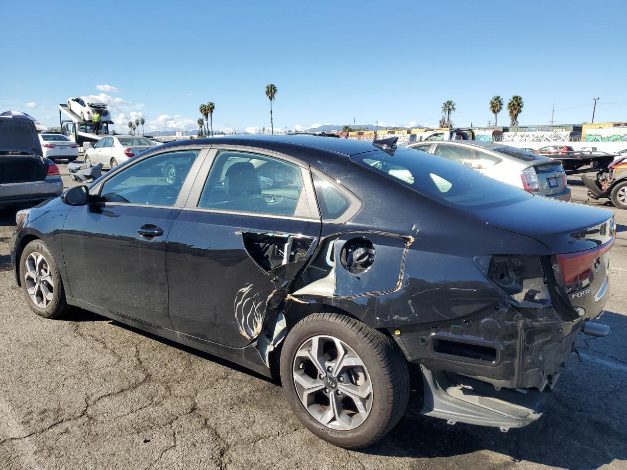2021 KIA FORTE FE - Image 2