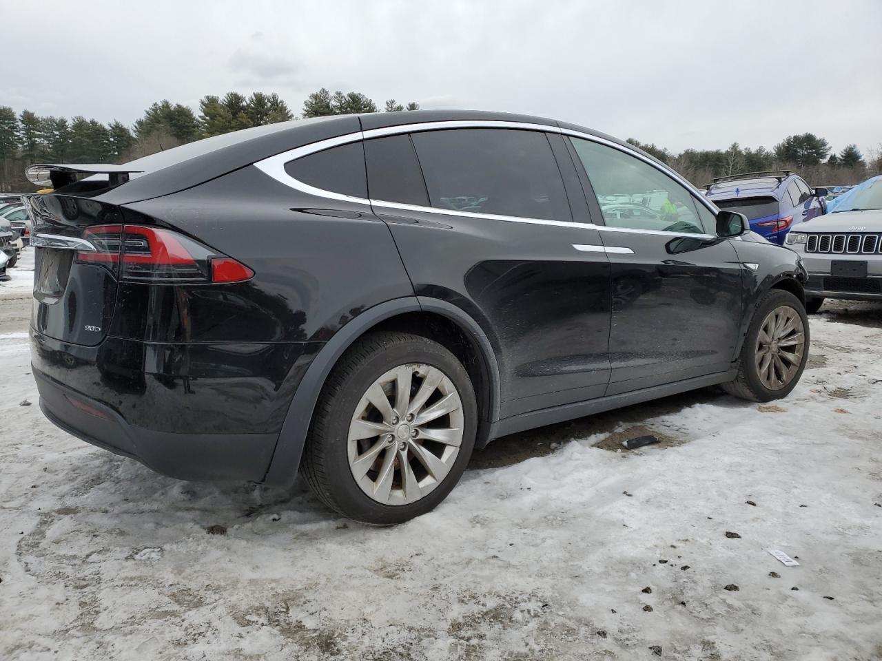 2016 TESLA MODEL X - Фото 3