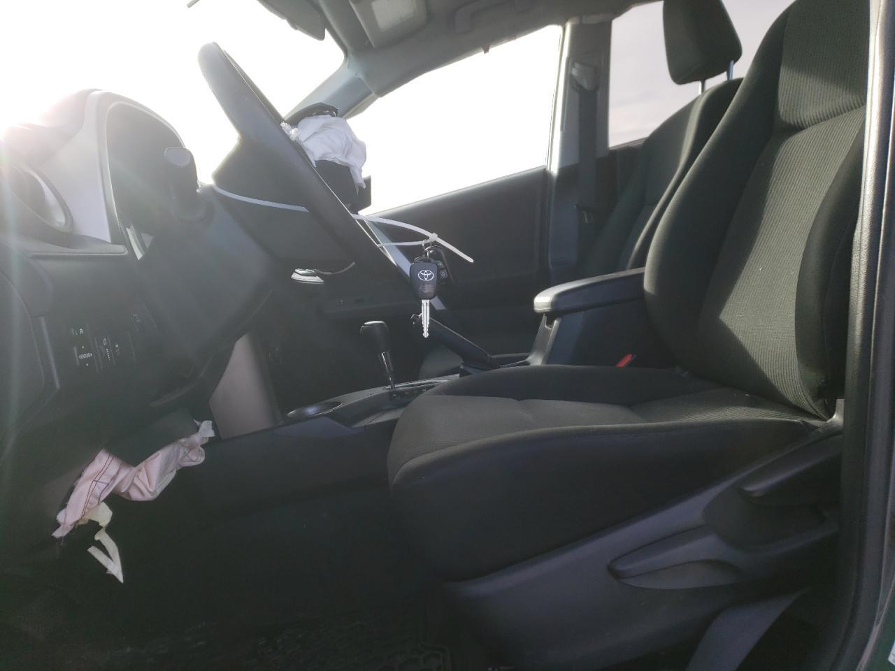 2014 TOYOTA RAV4 LE - Фото 7