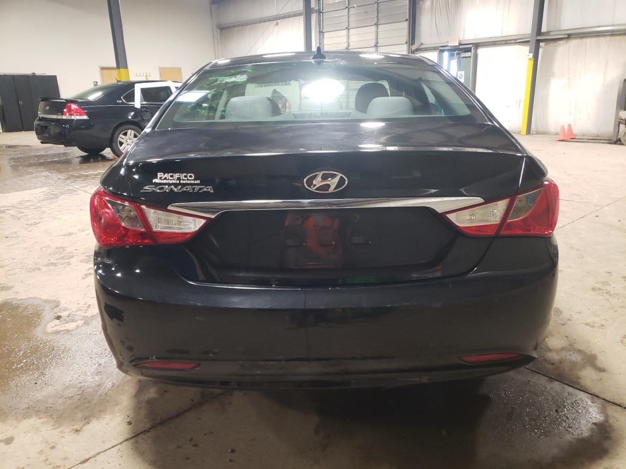 2013 HYUNDAI SONATA GLS - Фото 6