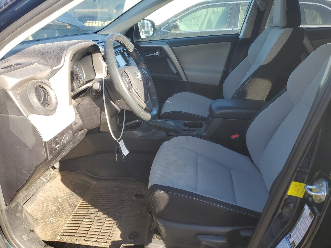 2017 TOYOTA RAV4 XLE - Фото 7
