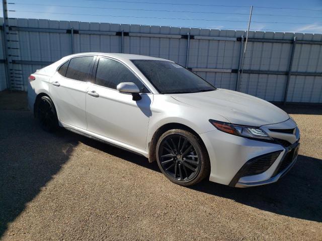2021 Toyota Camry Xse - Фото 4