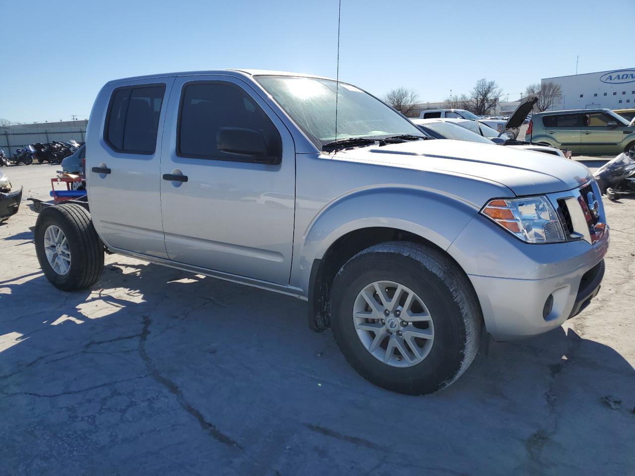 2019 NISSAN FRONTIER S - Фото 4