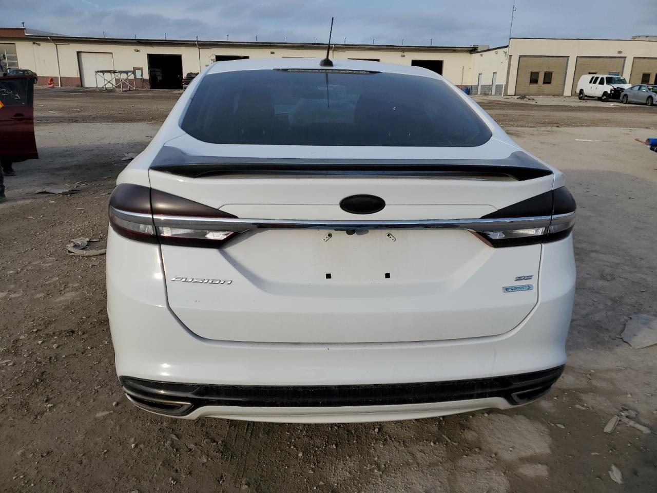 2017 FORD FUSION SE - Image 6