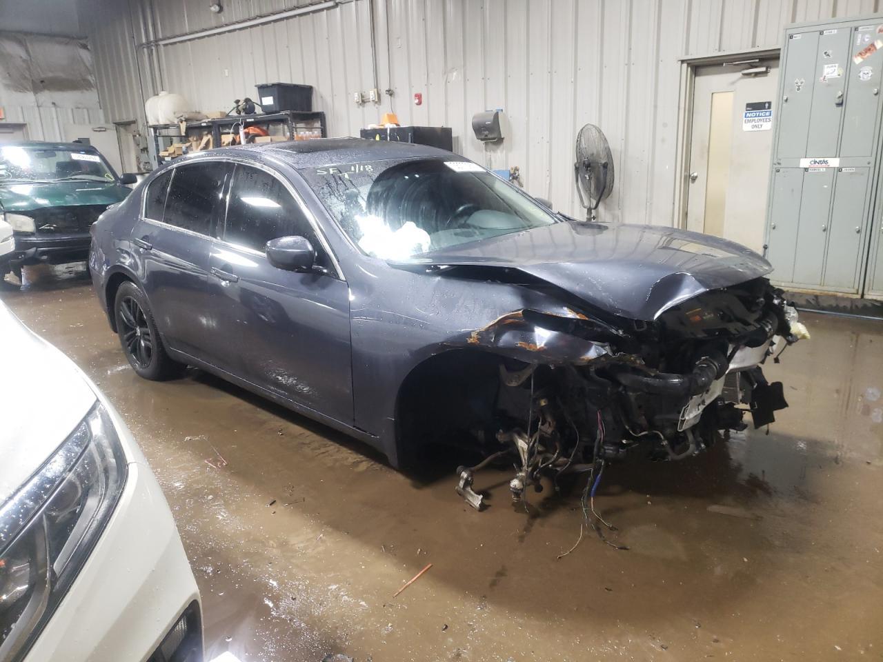 2012 INFINITI G37 - Image 4