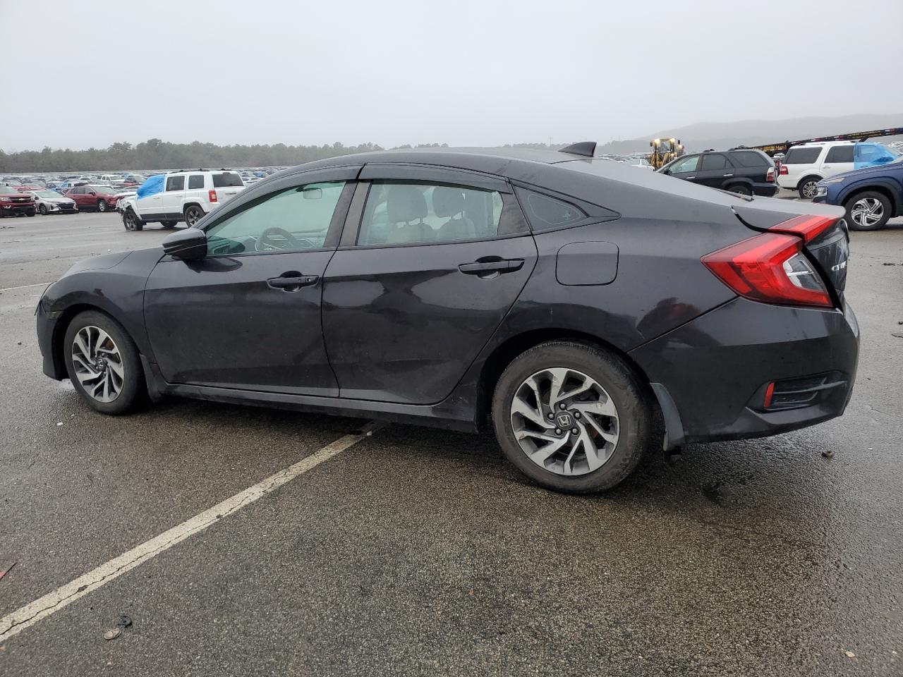 2018 HONDA CIVIC EX - Image 2