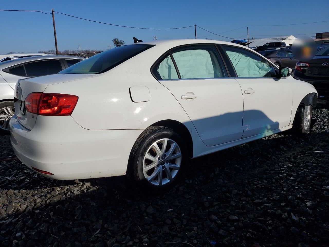 2014 VOLKSWAGEN JETTA SE - Image 3