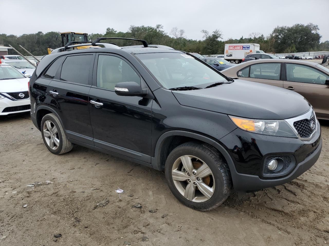 2012 KIA SORENTO EX - Image 4