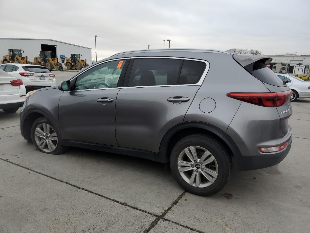 2017 KIA SPORTAGE L - Image 2