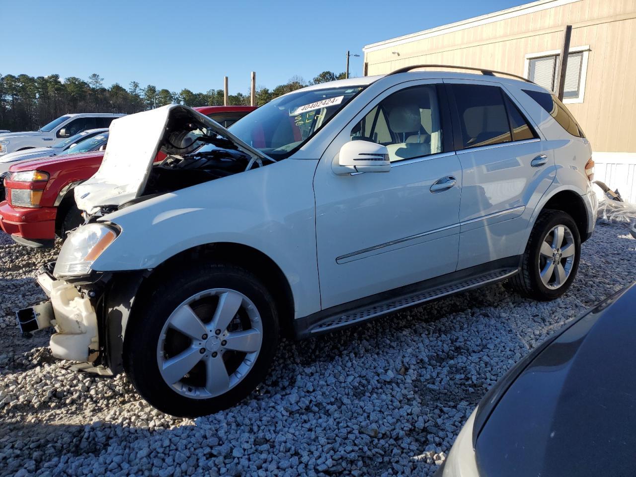 2011 MERCEDES-BENZ ML 350 4MA car image