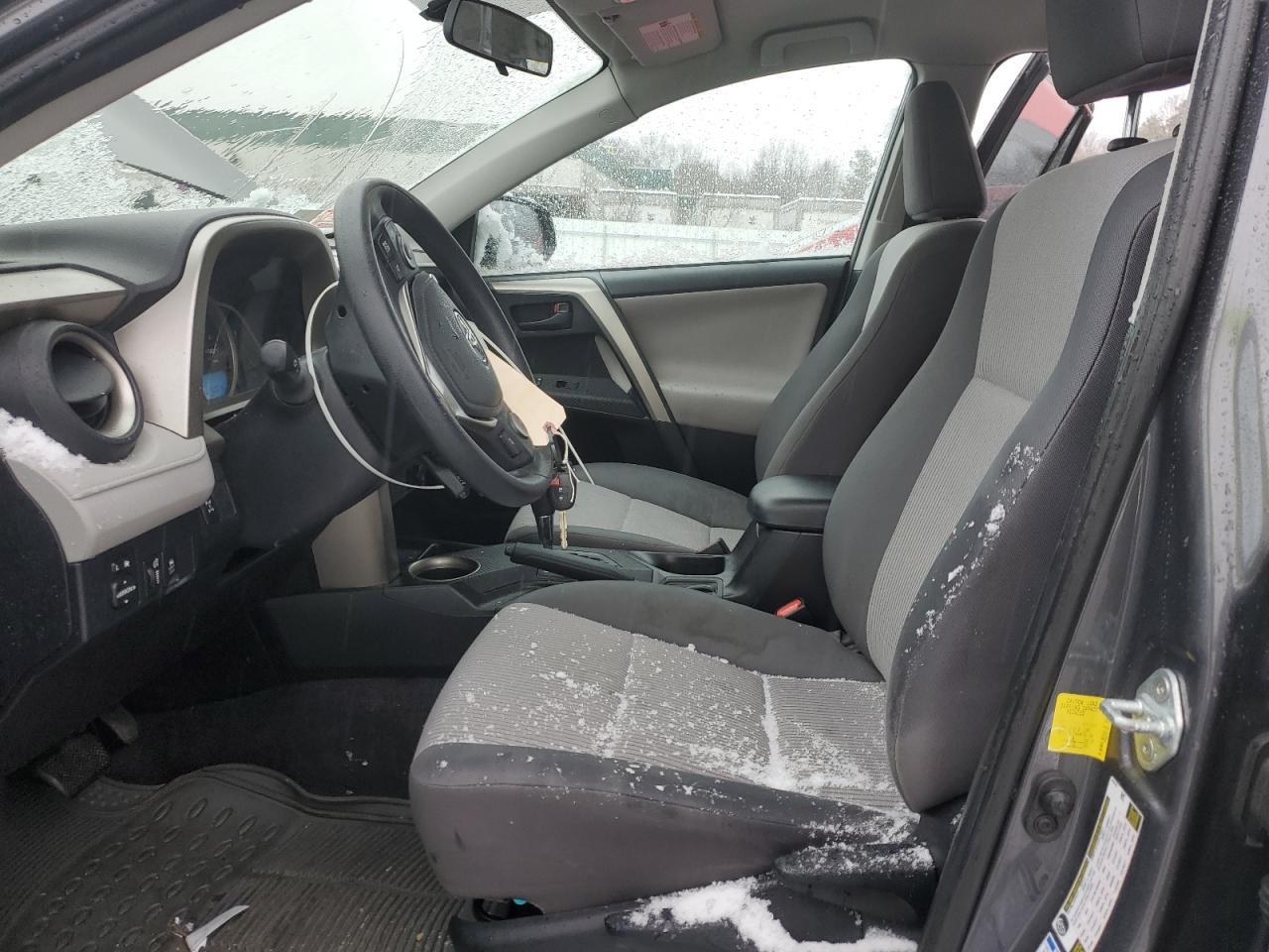 2015 TOYOTA RAV4 LE - Фото 7