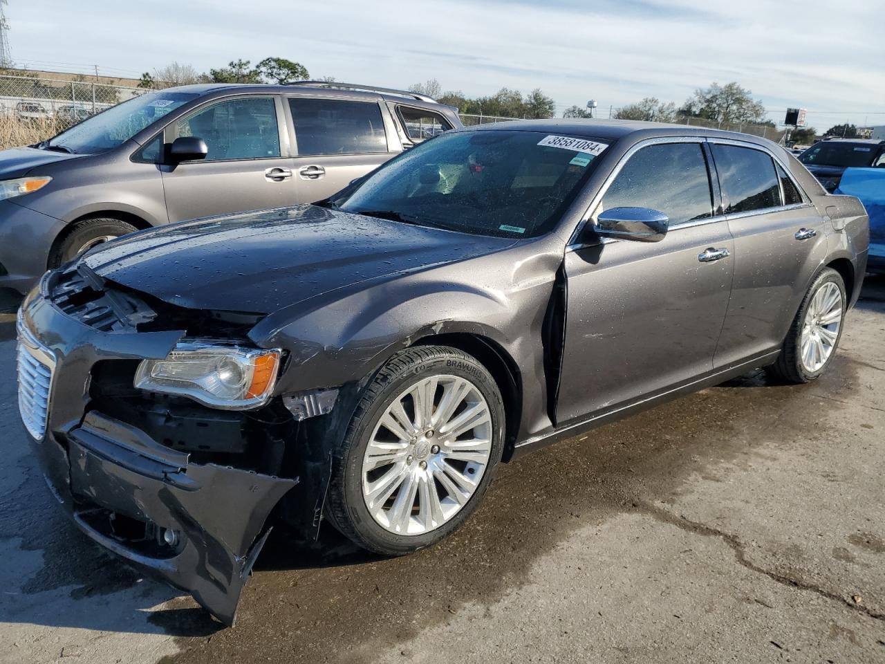 2013 CHRYSLER 300C car image