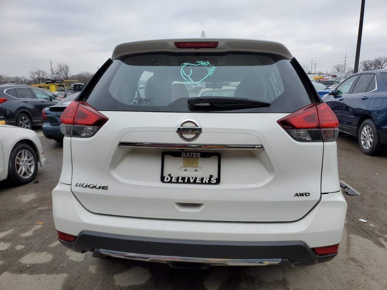 2017 NISSAN ROGUE S - Image 6