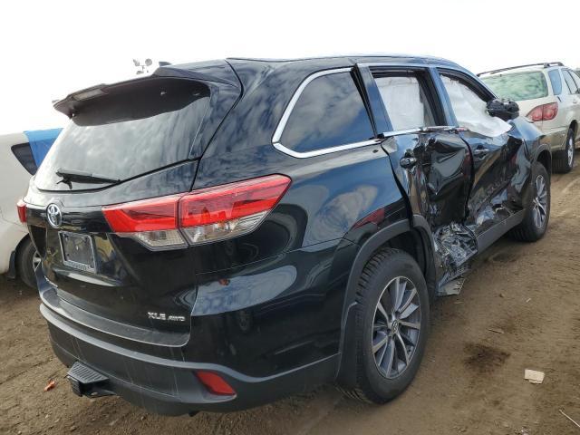 2019 Toyota Highlander Se - Фото 3