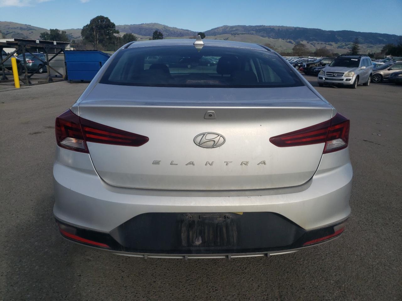 2019 HYUNDAI ELANTRA SE - Фото 6