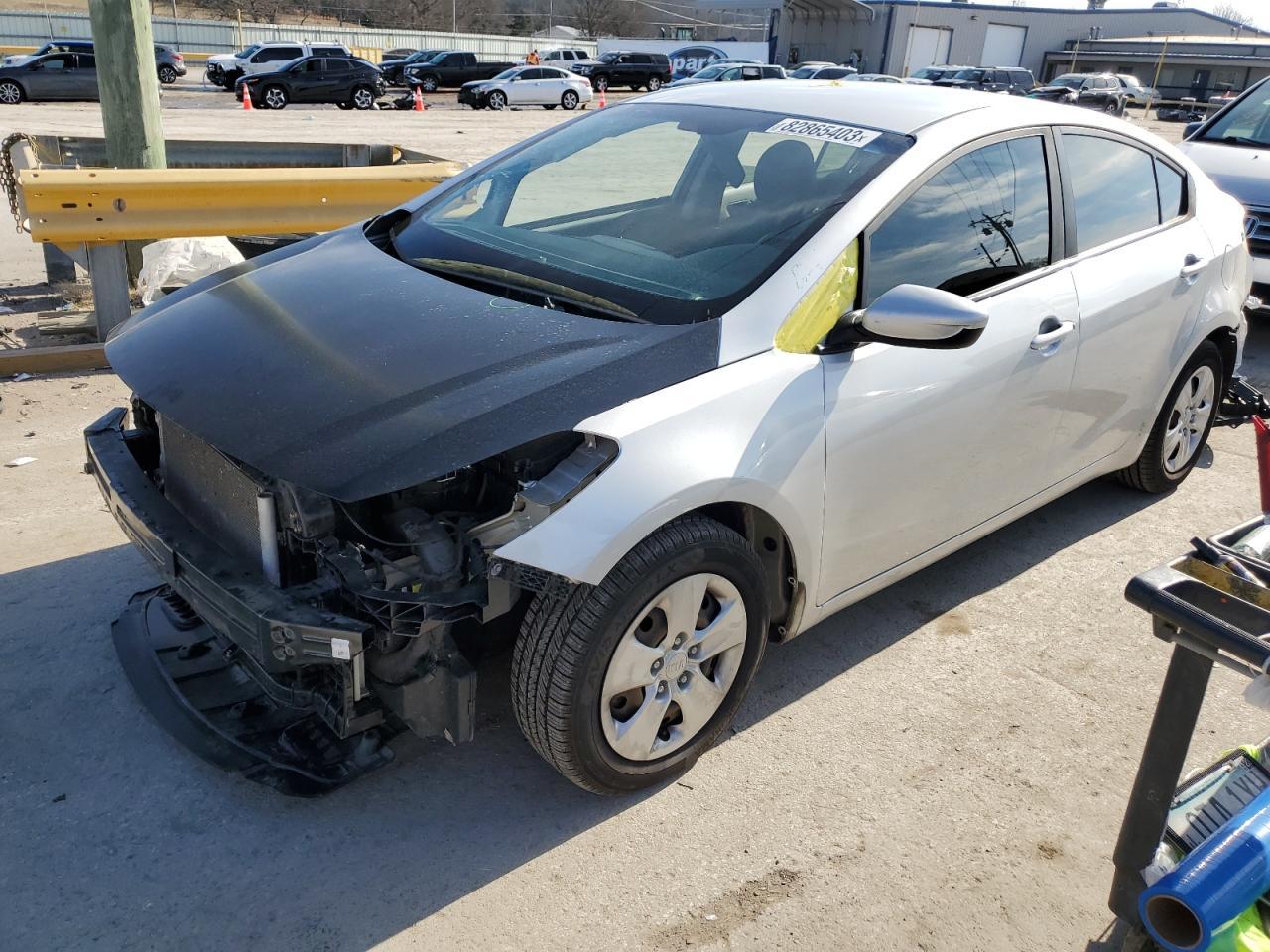 2017 KIA FORTE LX car image