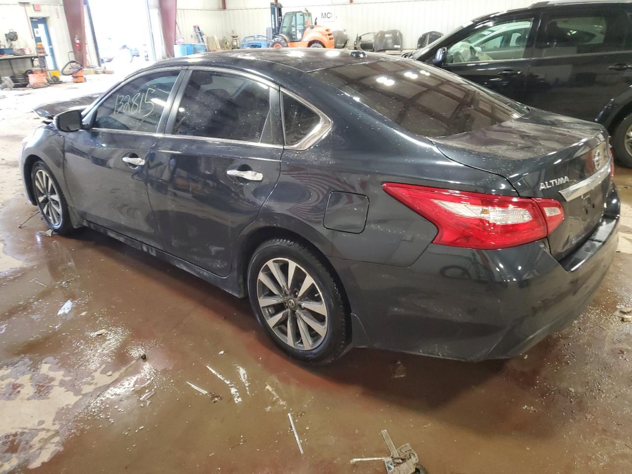 2017 NISSAN ALTIMA 2.5 - Фото 2