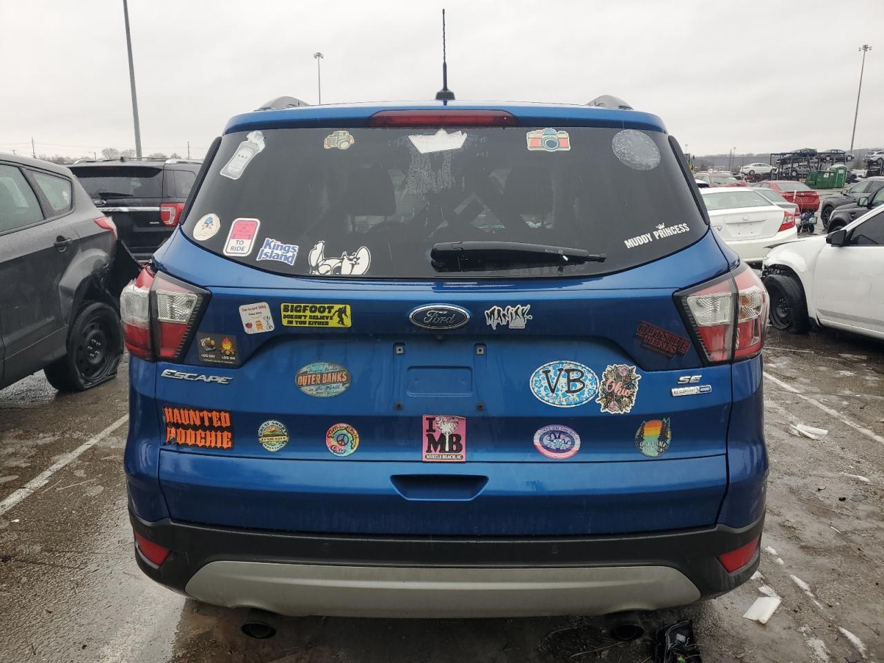 2017 FORD ESCAPE SE - Фото 6