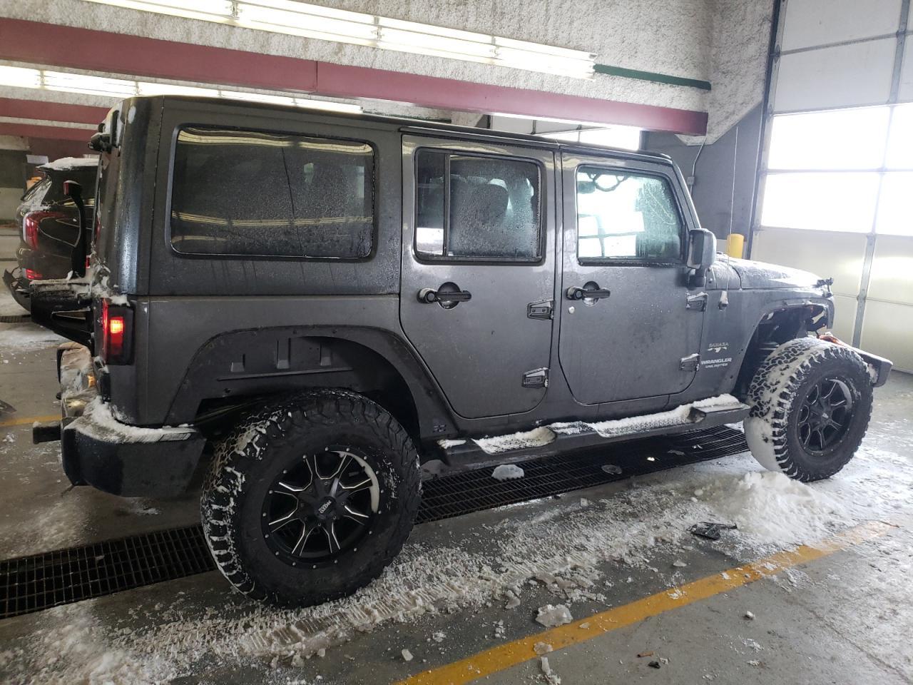 2017 JEEP WRANGLER U - Image 3