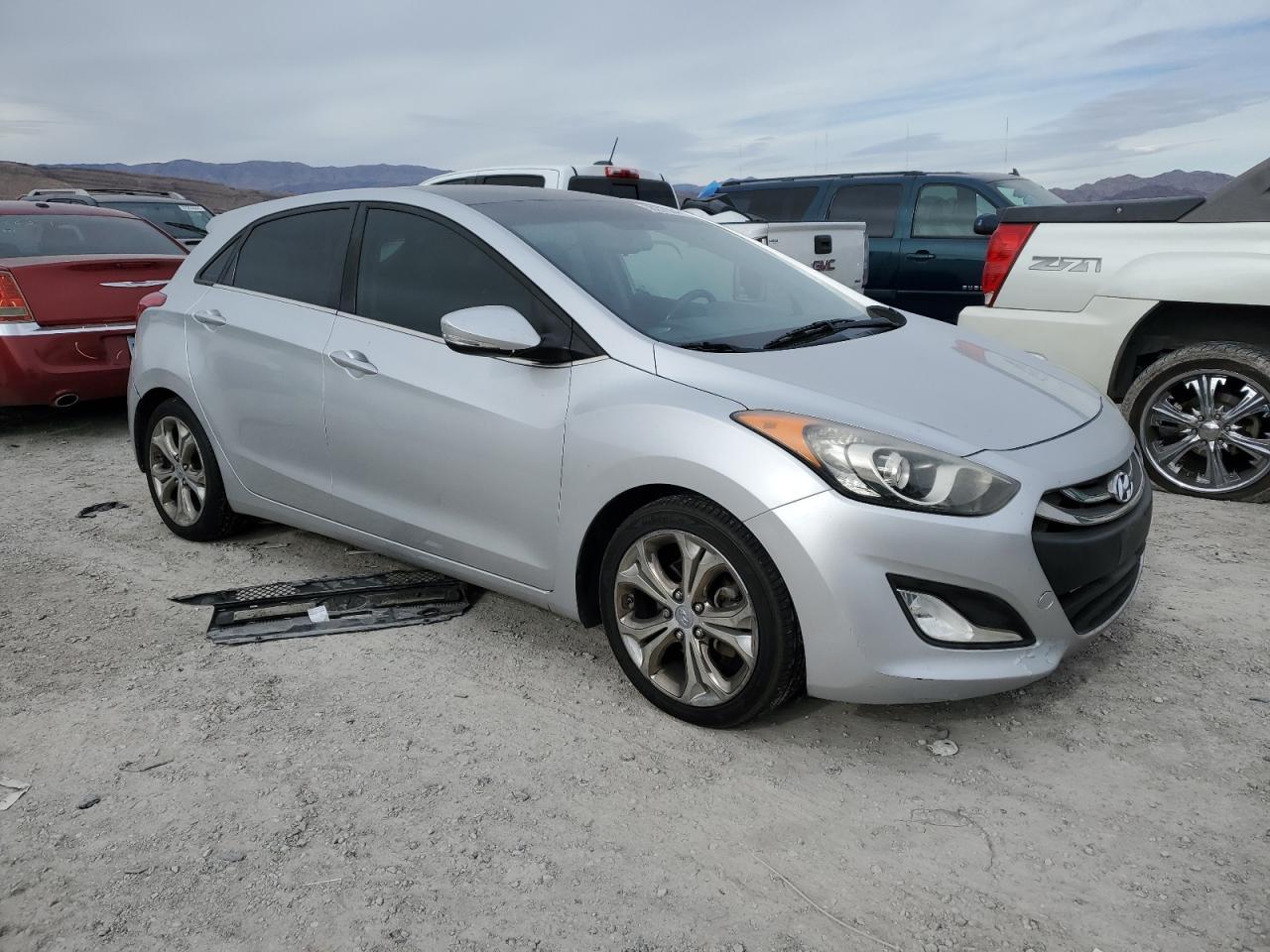 2013 HYUNDAI ELANTRA GT - Image 4