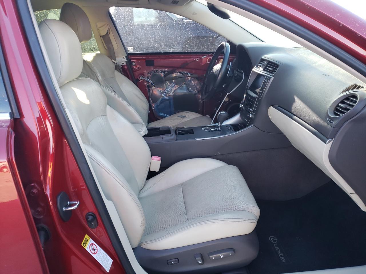 2011 LEXUS IS 250 - Image 7