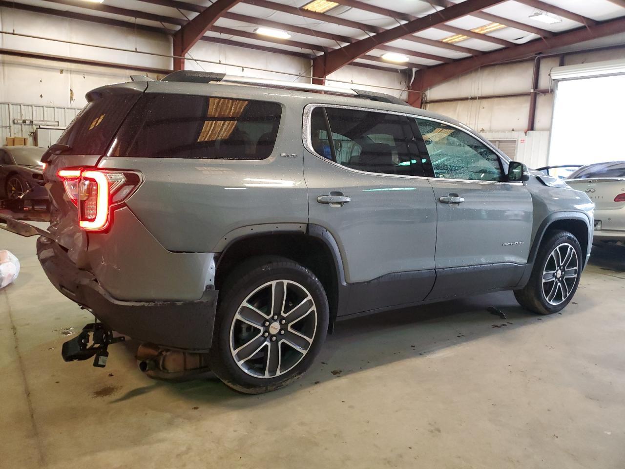 2023 GMC ACADIA SLT - Image 3