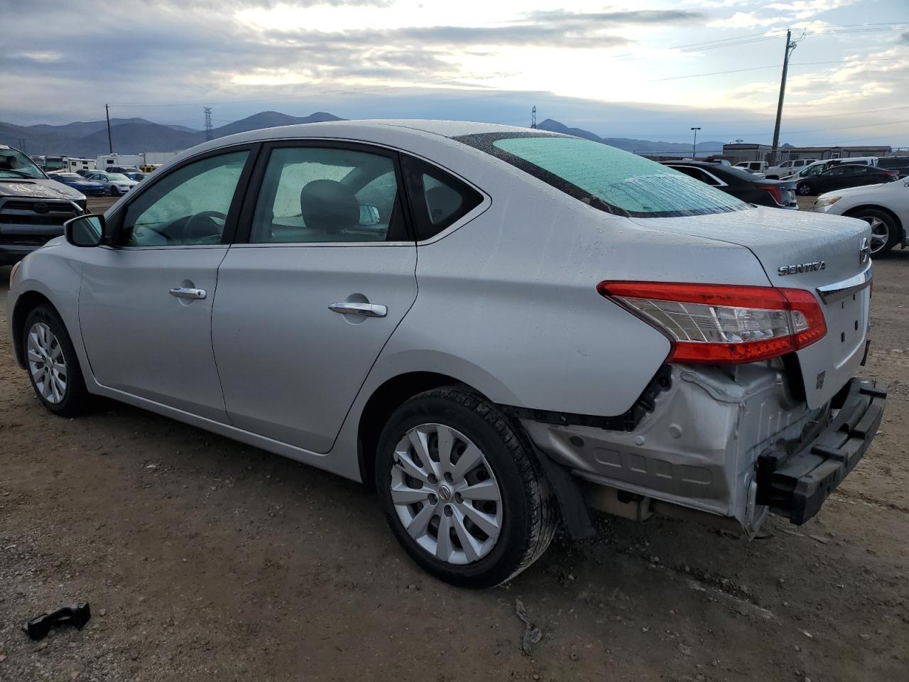 2013 NISSAN SENTRA S - Фото 2