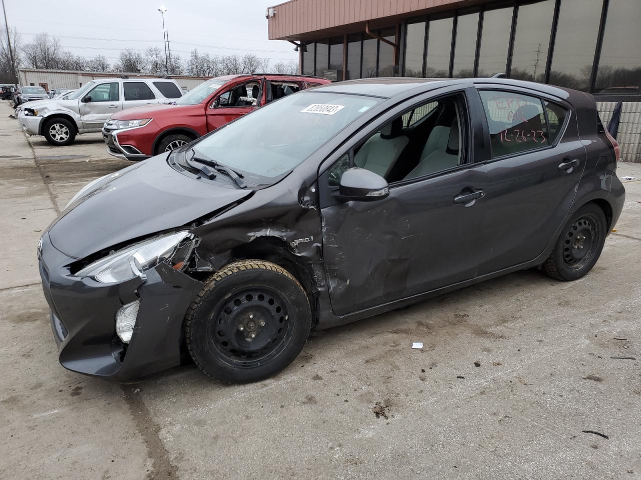 2015 TOYOTA PRIUS C car image