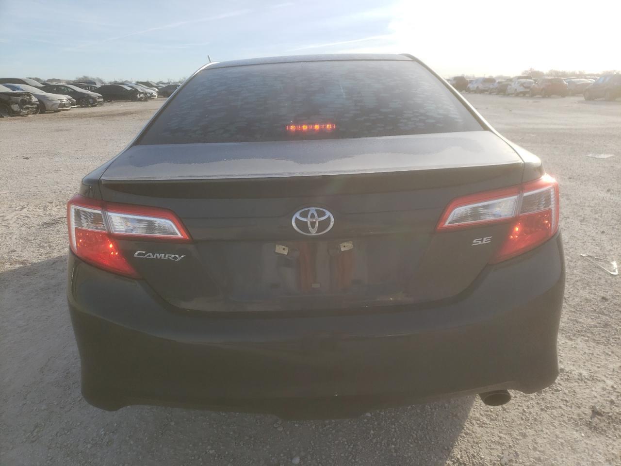 2013 TOYOTA CAMRY L - Image 6