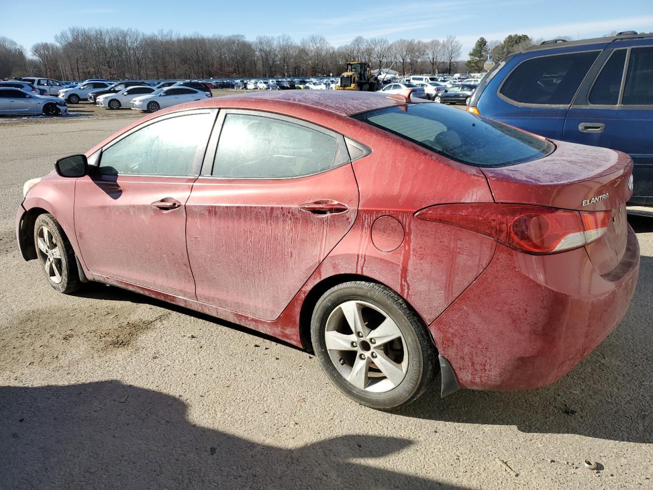 2013 HYUNDAI ELANTRA GL - Image 2