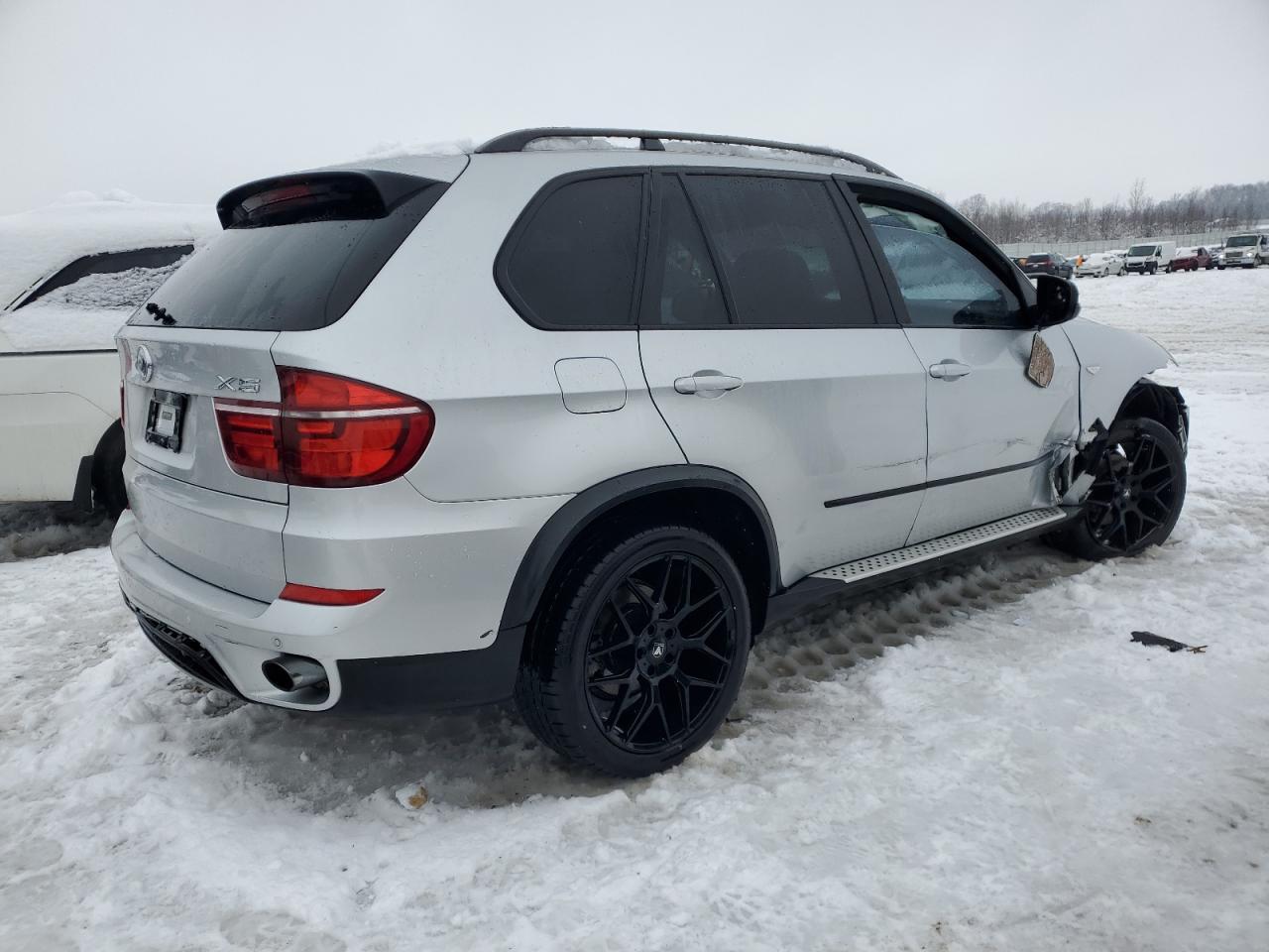 2012 BMW X5 XDRIVE3 - Фото 3