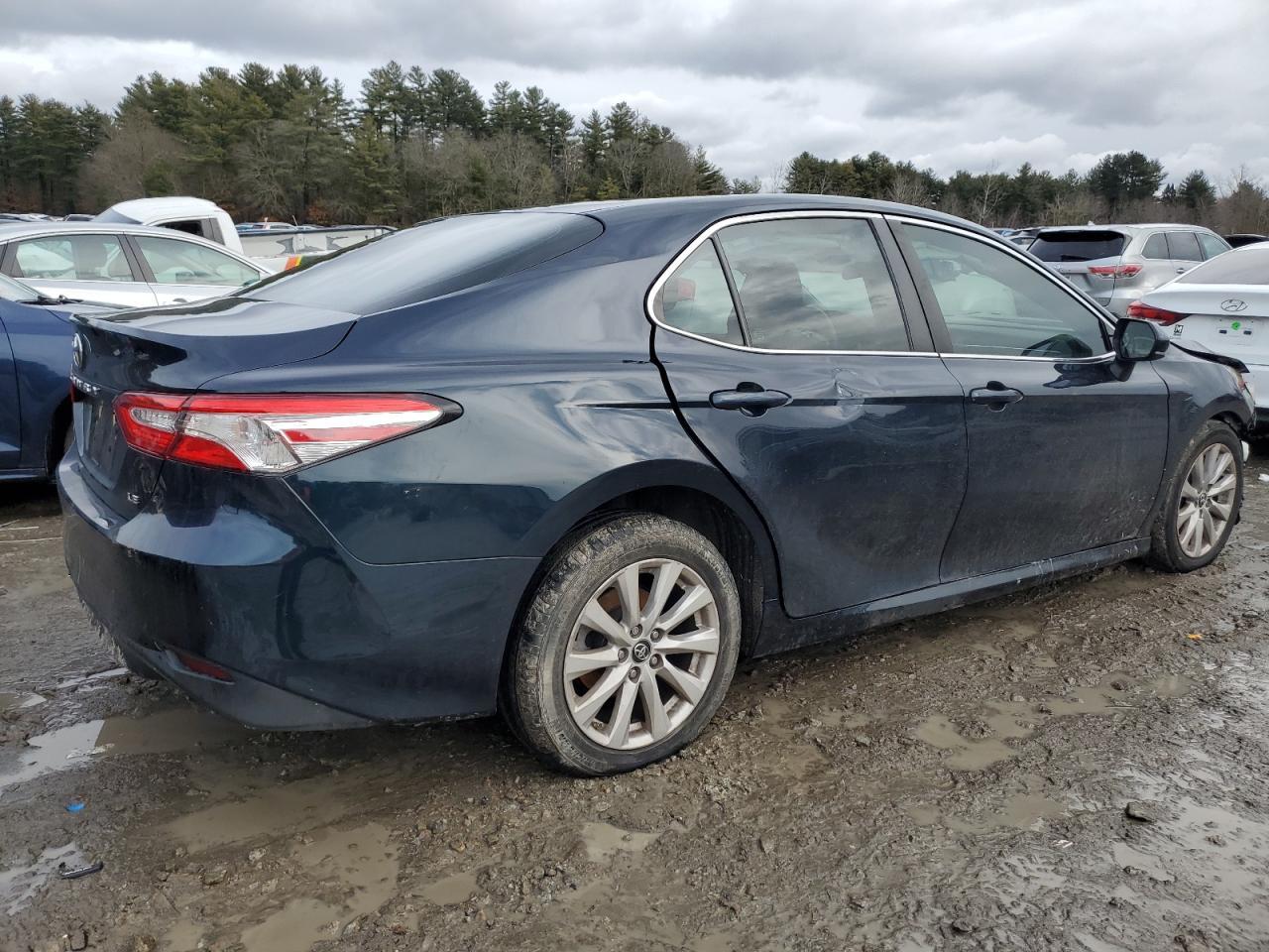 2018 TOYOTA CAMRY L - Image 3