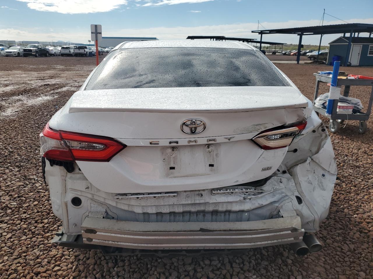 2018 TOYOTA CAMRY L - Фото 6