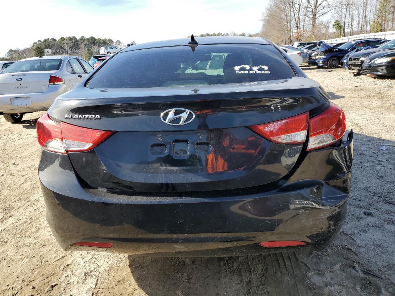 2011 HYUNDAI ELANTRA GL - Image 6
