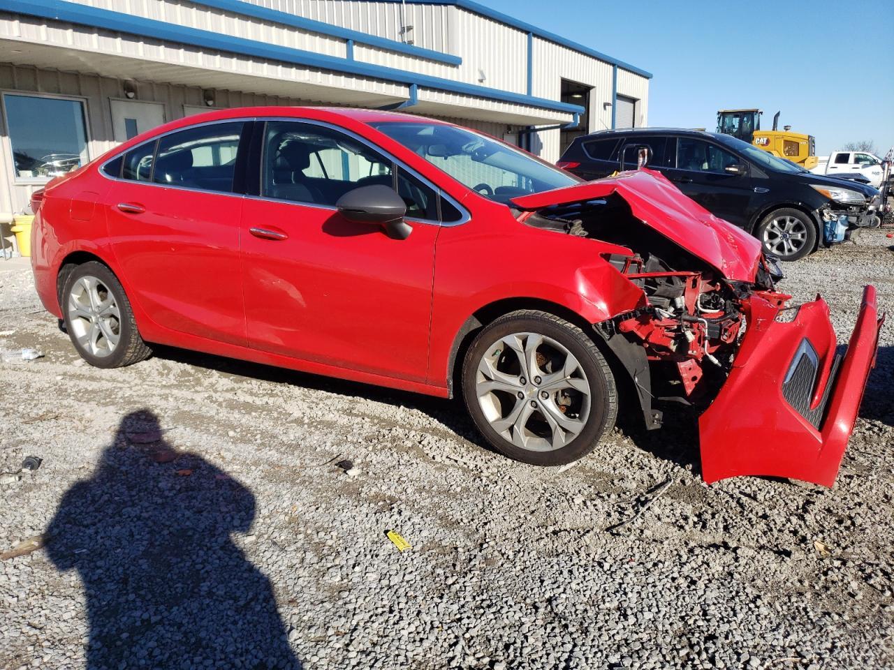 2017 CHEVROLET CRUZE PREM - Image 4
