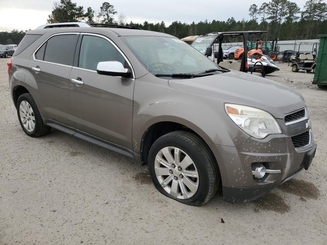 2011 CHEVROLET EQUINOX LT - Фото 4