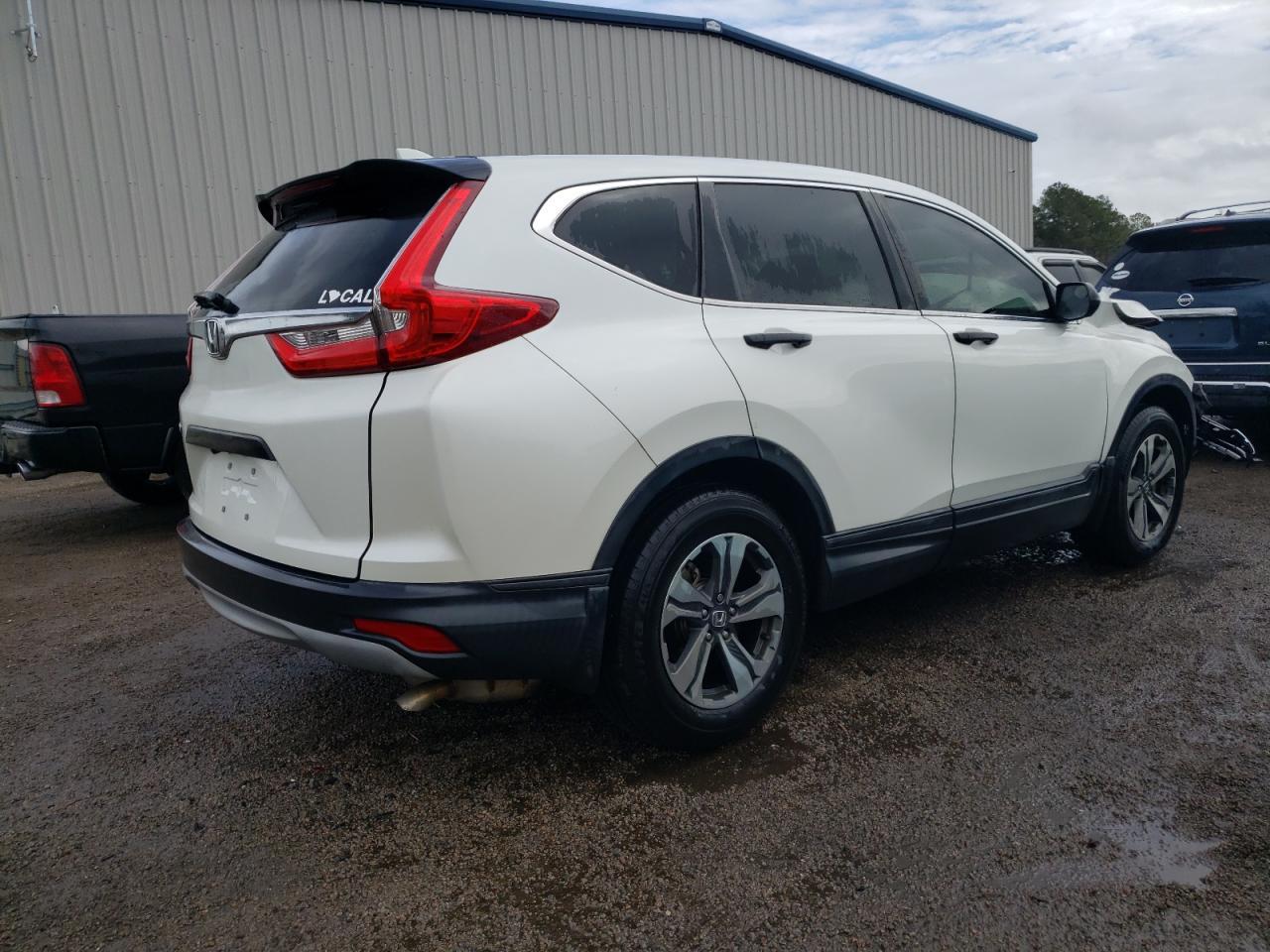 2017 HONDA CR-V LX - Фото 3
