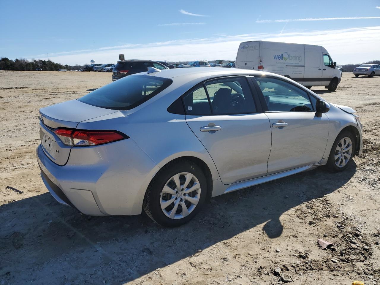 2021 TOYOTA COROLLA LE - Фото 3