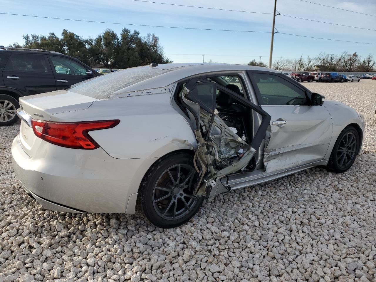 2017 NISSAN MAXIMA 3.5 - Фото 3