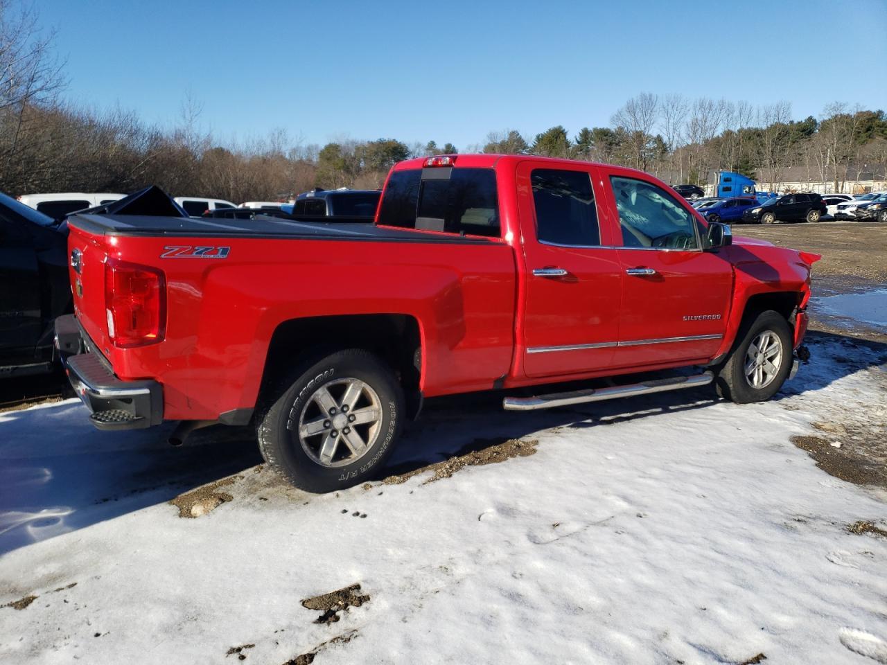 2017 CHEVROLET SILVERADO - Фото 3
