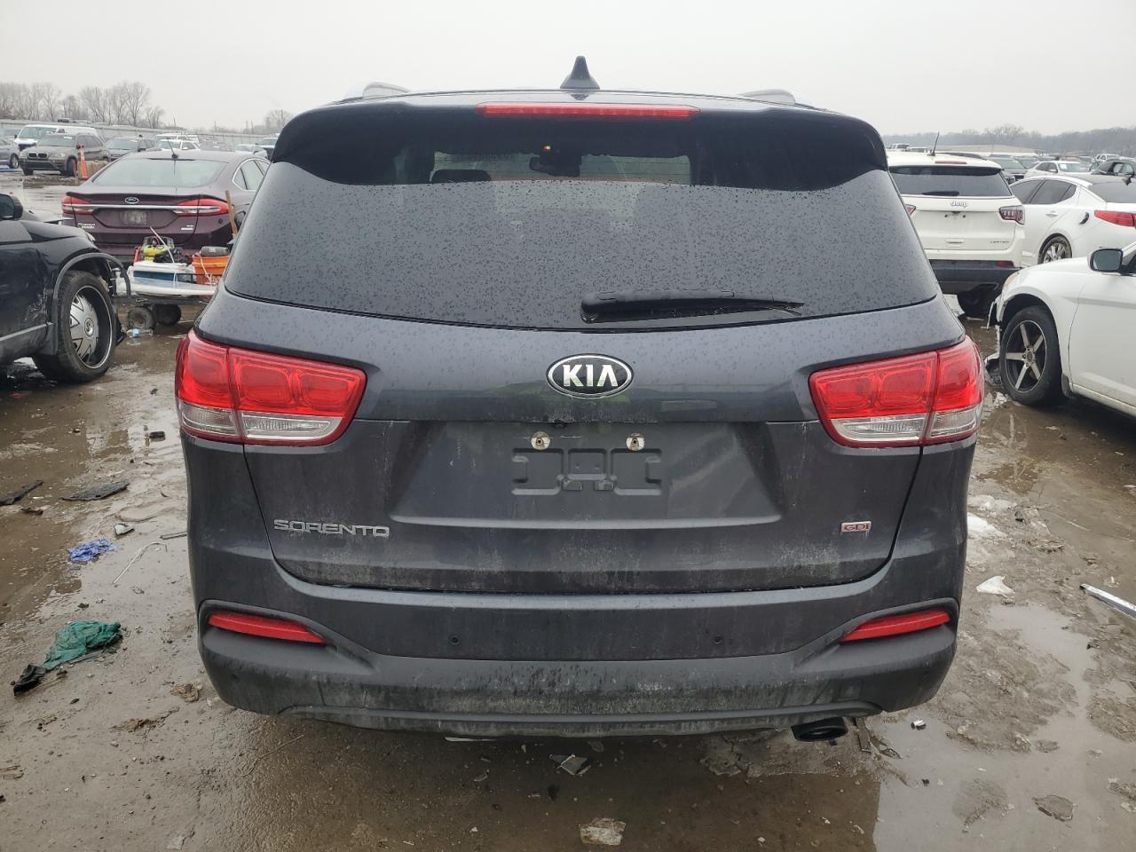 2017 KIA SORENTO LX - Фото 6