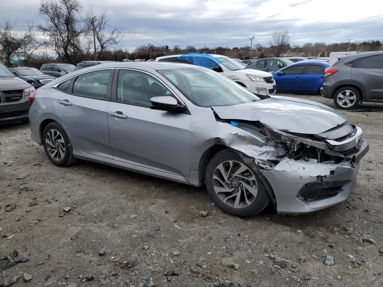 2018 HONDA CIVIC EX - Image 4