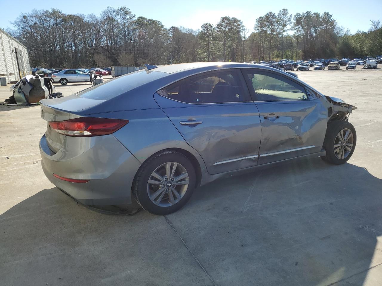 2018 HYUNDAI ELANTRA SE - Image 3